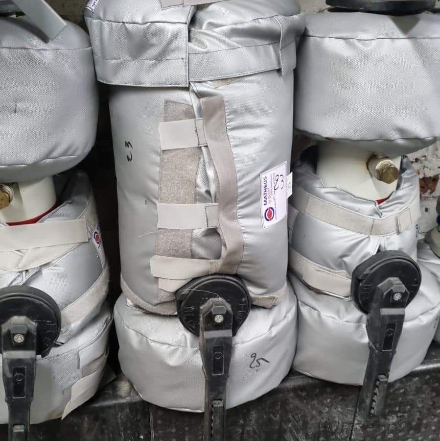 Vannes de chaufferie collective équipées de housses isolantes sur mesure